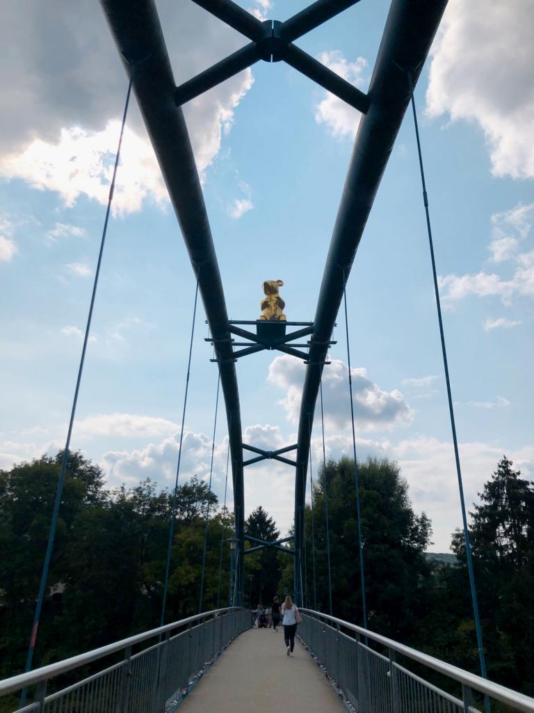 Weserbrücke mit Ratte