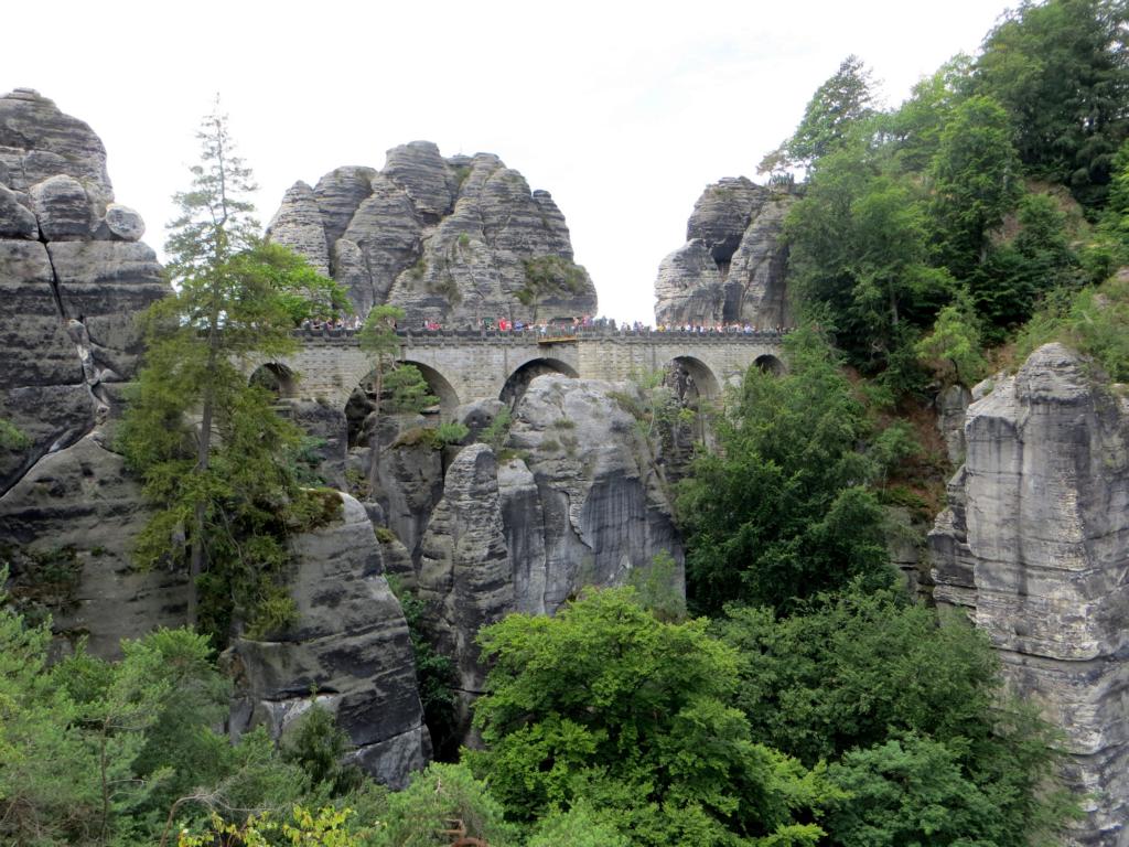 Blick von der Felsenburg auf die Bastei
