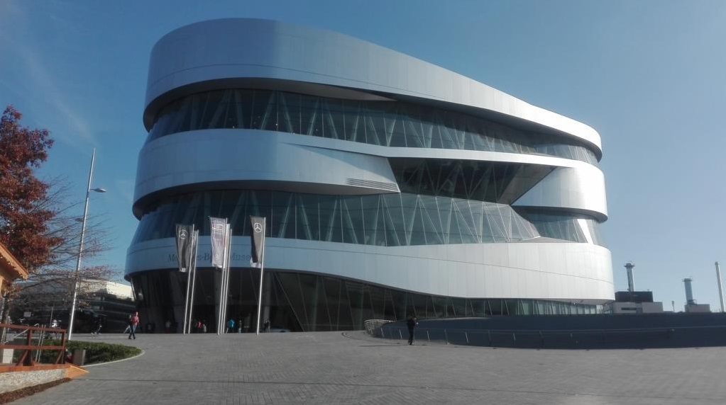 Das Mercedes-Benz Museum in Stuttgart Das Mercedes-Benz Museum in Stuttgart