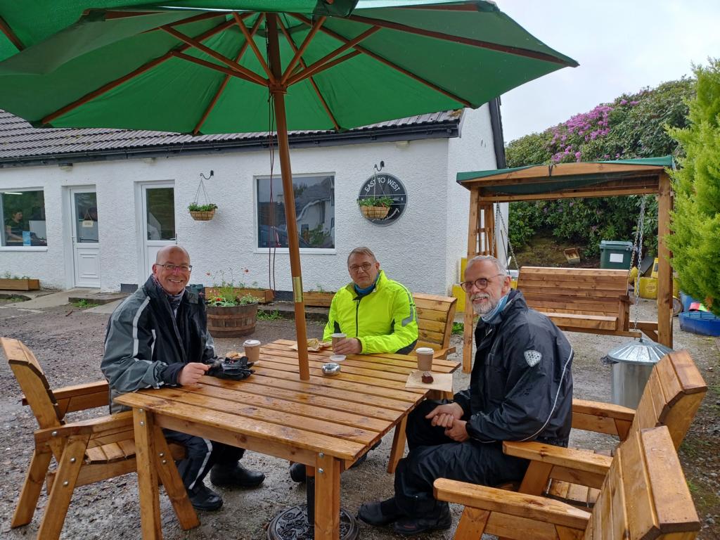 Pause unterm Regenschirm