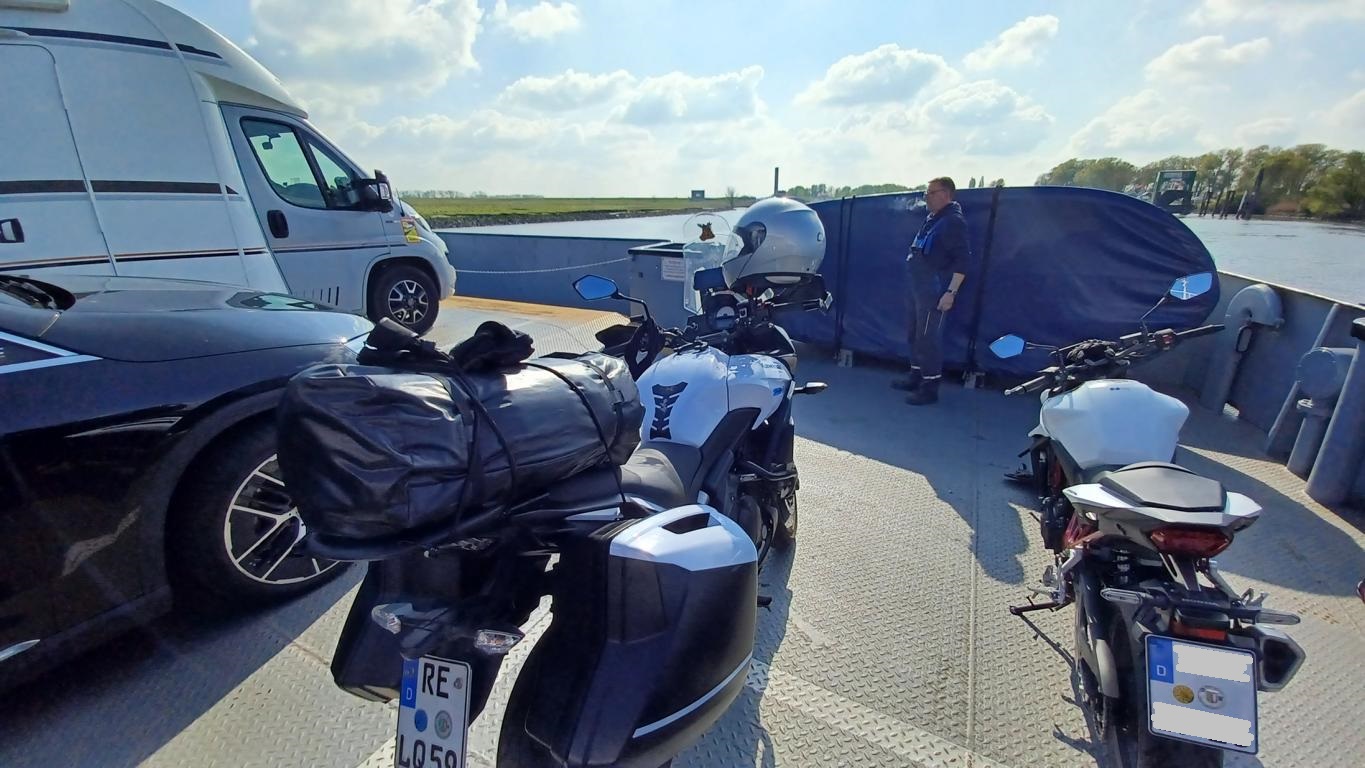 6-Zylinder-Treffen in Brokdorf