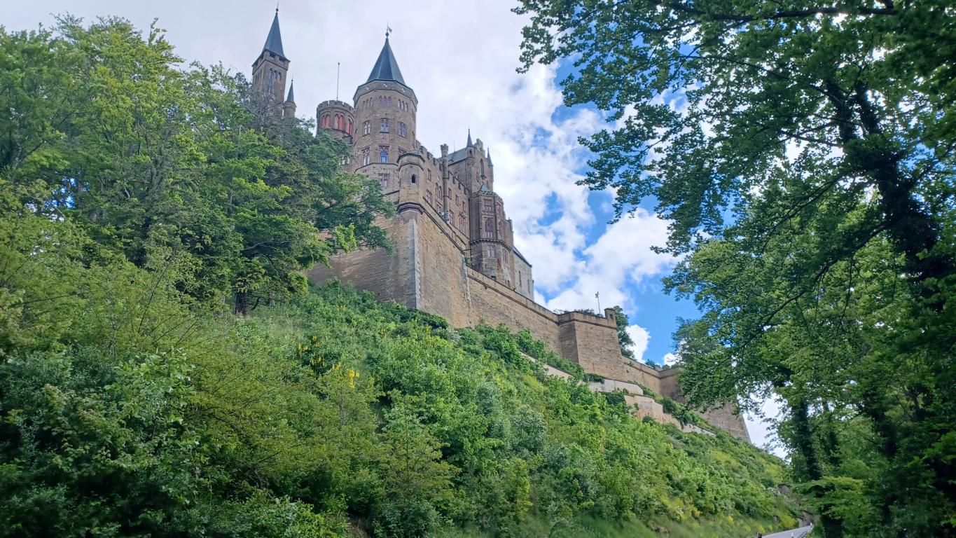 Blick auf Burg Hohenzollern Blick auf Burg Hohenzollern